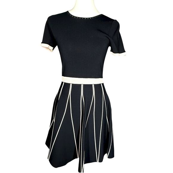 Shoshanna Tinsley Piped Pink Knit Fit-and-Flare Dress Small - Picture 13 of 13